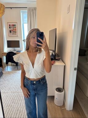 White V-Neck Ruffle Sleeve Cropped Top